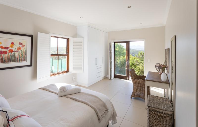 4 Bedroom Property for Sale in Baron View Western Cape